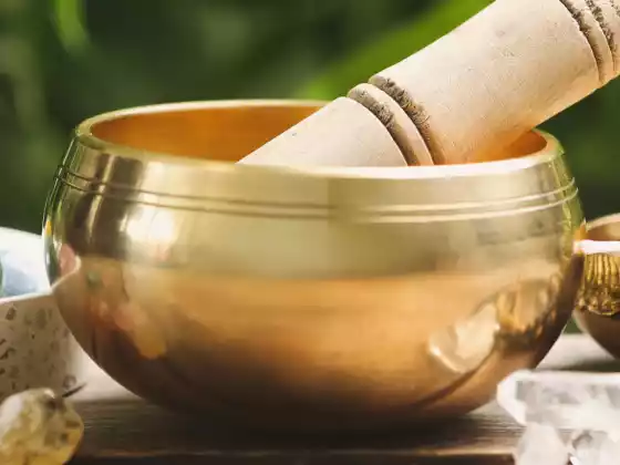 Khí công y tế & chữa bệnh bằng âm thanh